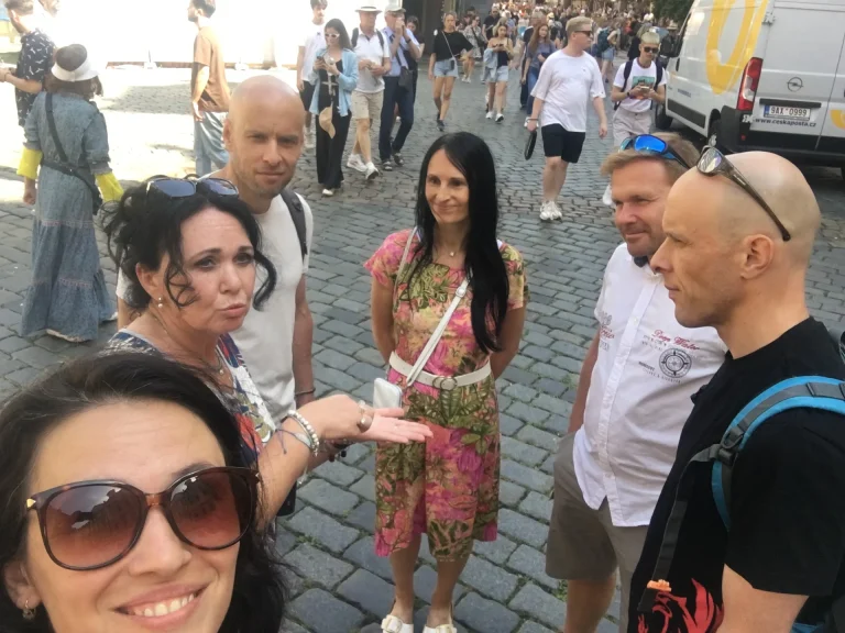 Práce skupin – fotografie 18